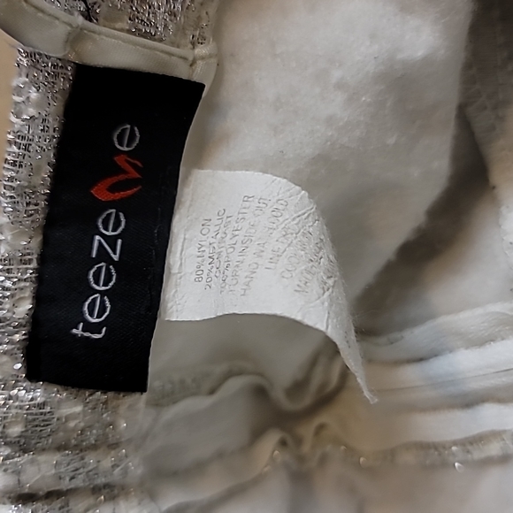 Tease Me Juniors Metalic and Lace Spaghetti Strap Formal Dress, Size 3 - Picture 7 of 9